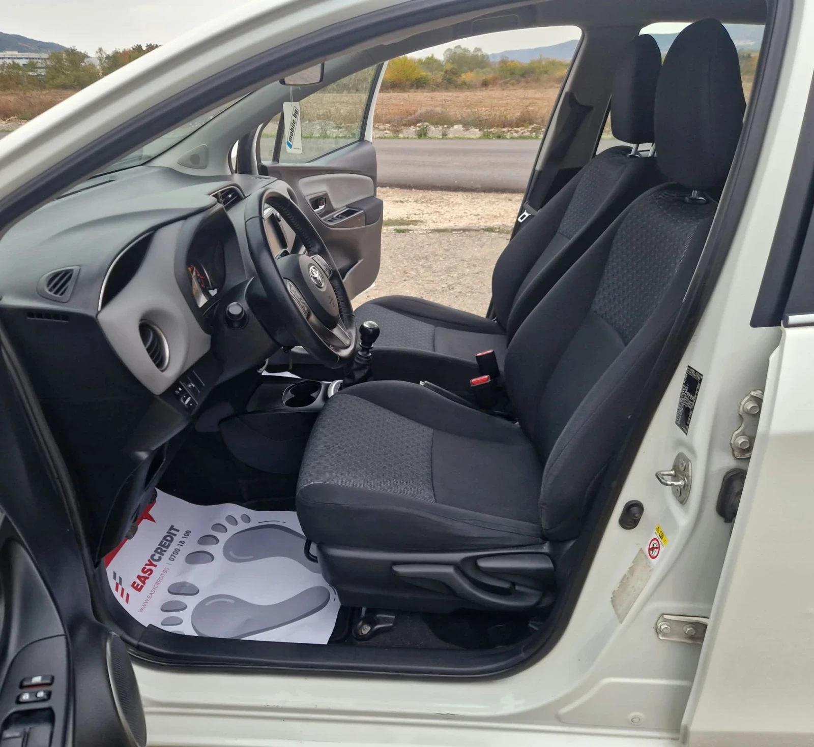 Toyota Yaris 1.4 D4D 90�.�. 2015�. ������ + ���������  | Mobile.bg � ����������� 8