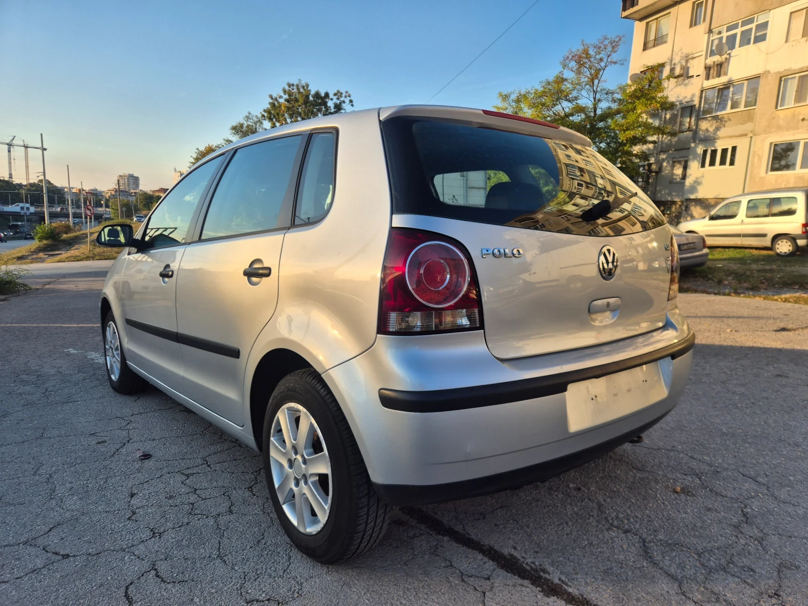 VW Polo 1.2* КЛИМАТИК, снимка 3 - Автомобили и джипове - 56599724