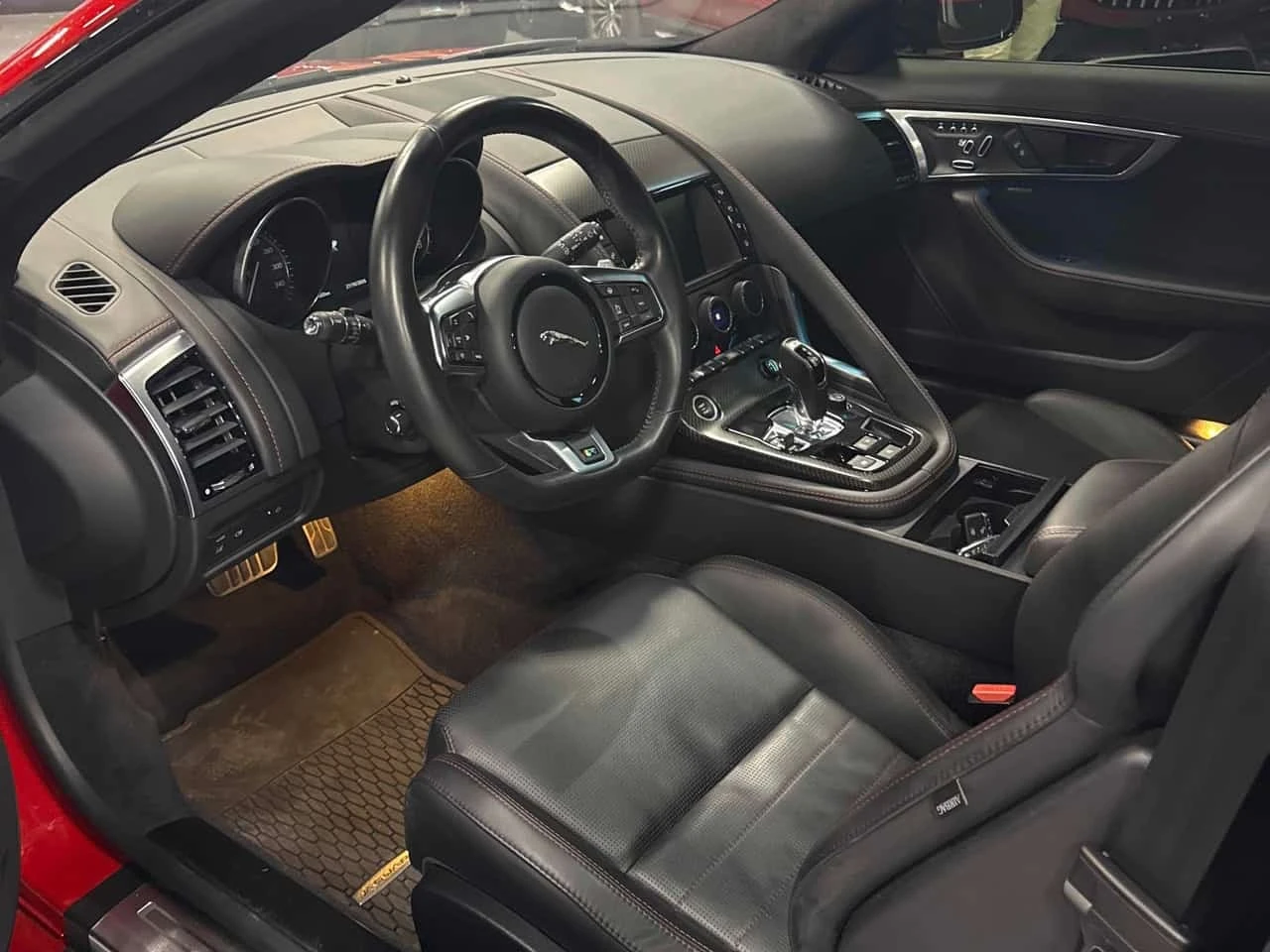 Jaguar F-Type R  CARFAX | Mobile.bg � ����������� 5