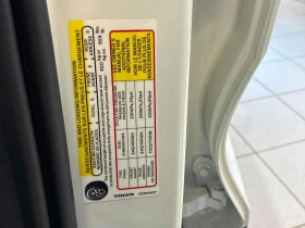 Volvo XC40 * Plus Bright Theme * CARFAX * ЦЕНА ДО БГ - 31450 € / 61510.85 лв. - 13692067 12