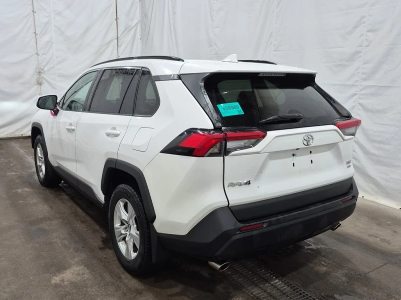 Toyota Rav4 * XLE * CARFAX * БЕЗ ПЪРВОНАЧАЛНА ВНОСКА, снимка 4 - Автомобили и джипове - 53022437