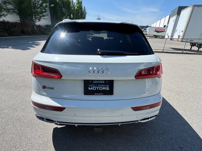 Audi SQ5 B&O* DISTRONIC* 360* ПАНОРАМА* КЕЙЛЕС* AMBIENT, снимка 5 - Автомобили и джипове - 53248179