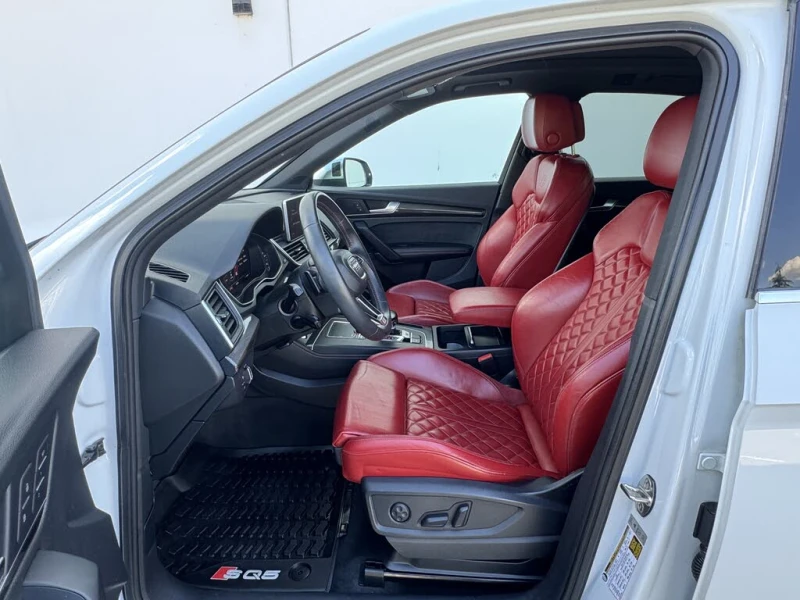 Audi SQ5 B&O* DISTRONIC* 360* ПАНОРАМА* КЕЙЛЕС* AMBIENT, снимка 8 - Автомобили и джипове - 53248179