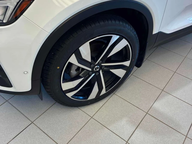 Volvo XC40 * Plus Bright Theme * CARFAX * ЦЕНА ДО БГ, снимка 7 - Автомобили и джипове - 53592766