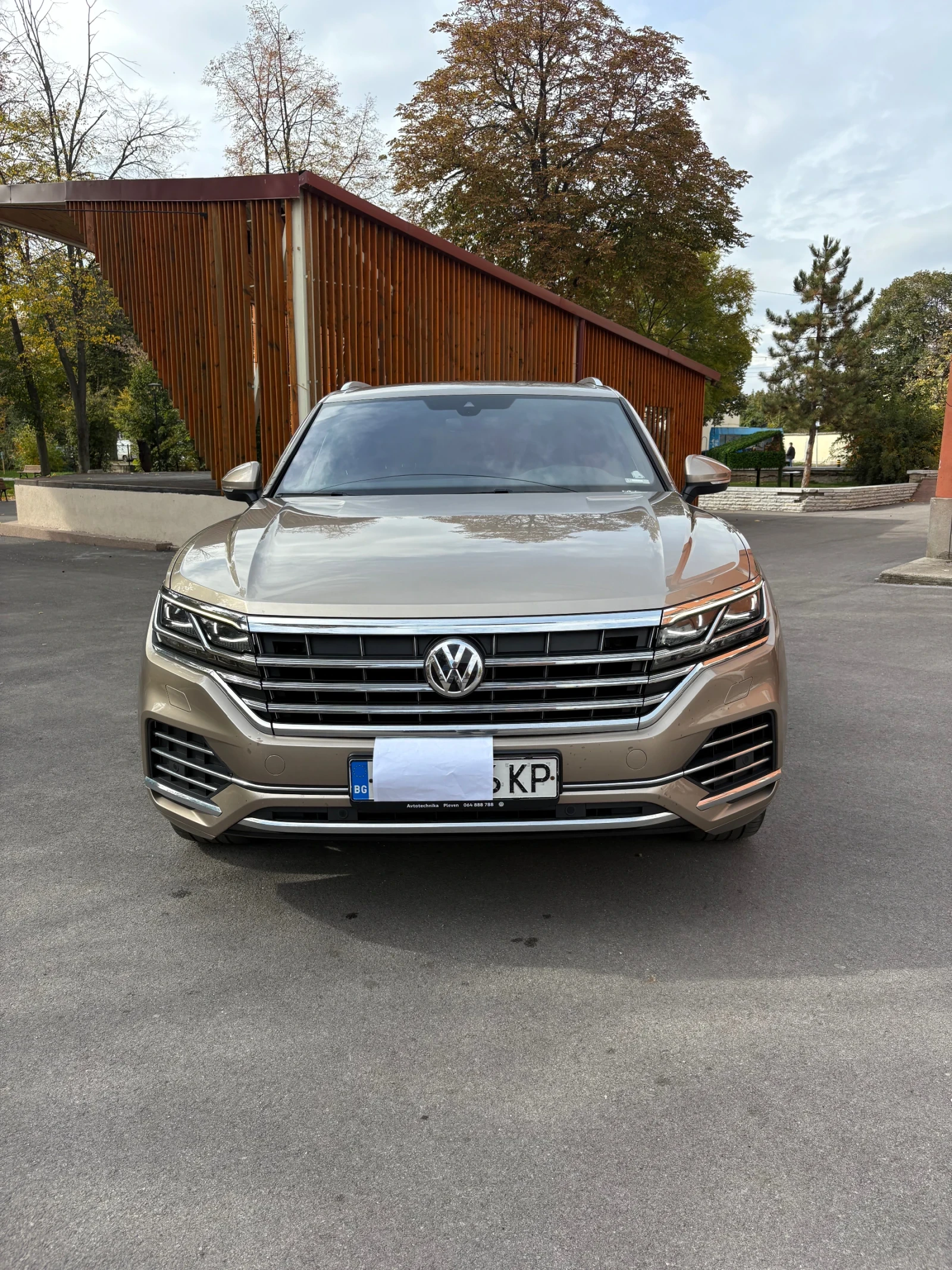 VW Touareg 3.0 TDI, снимка 1