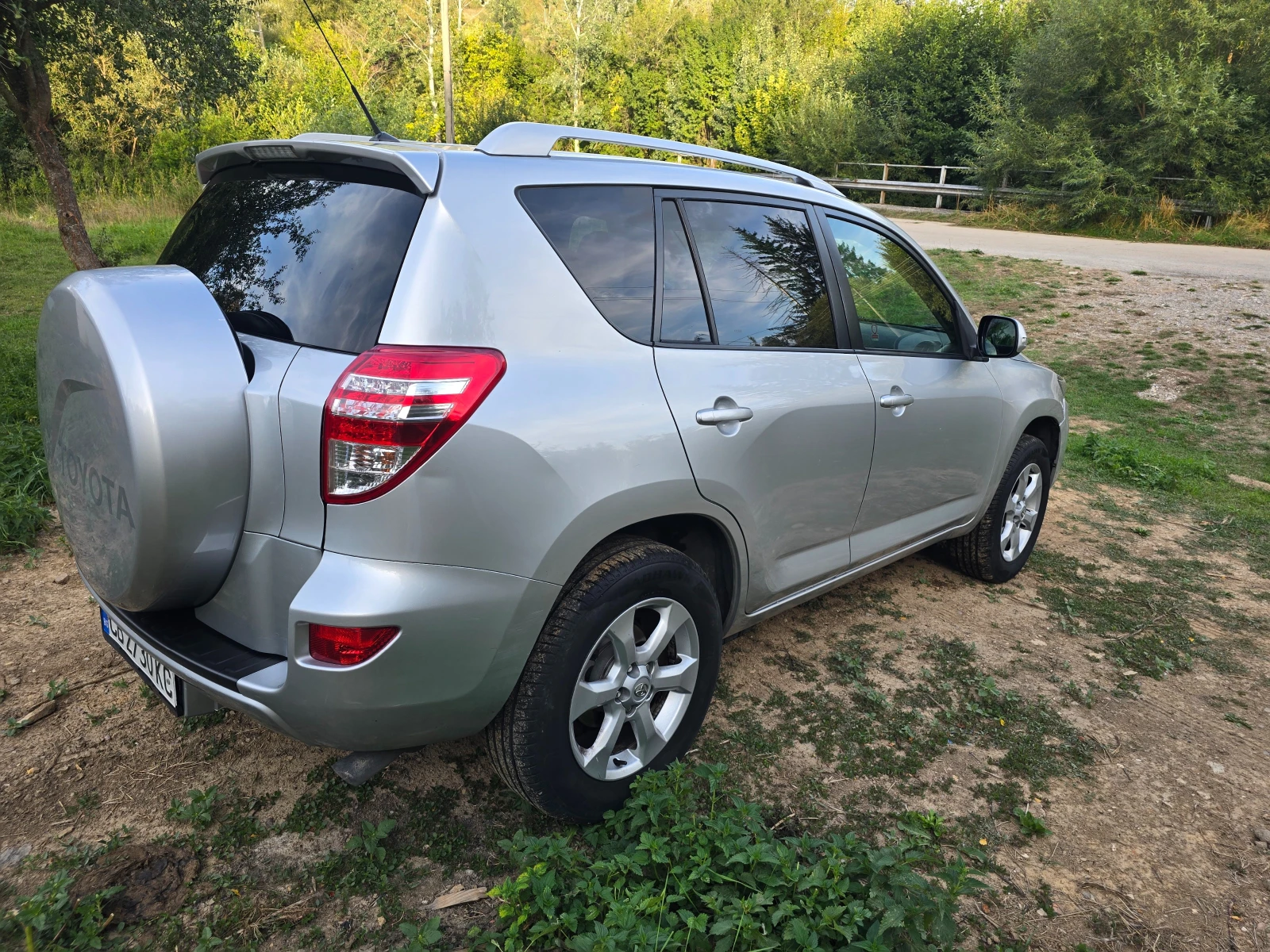 Toyota Rav4  - изображение 9