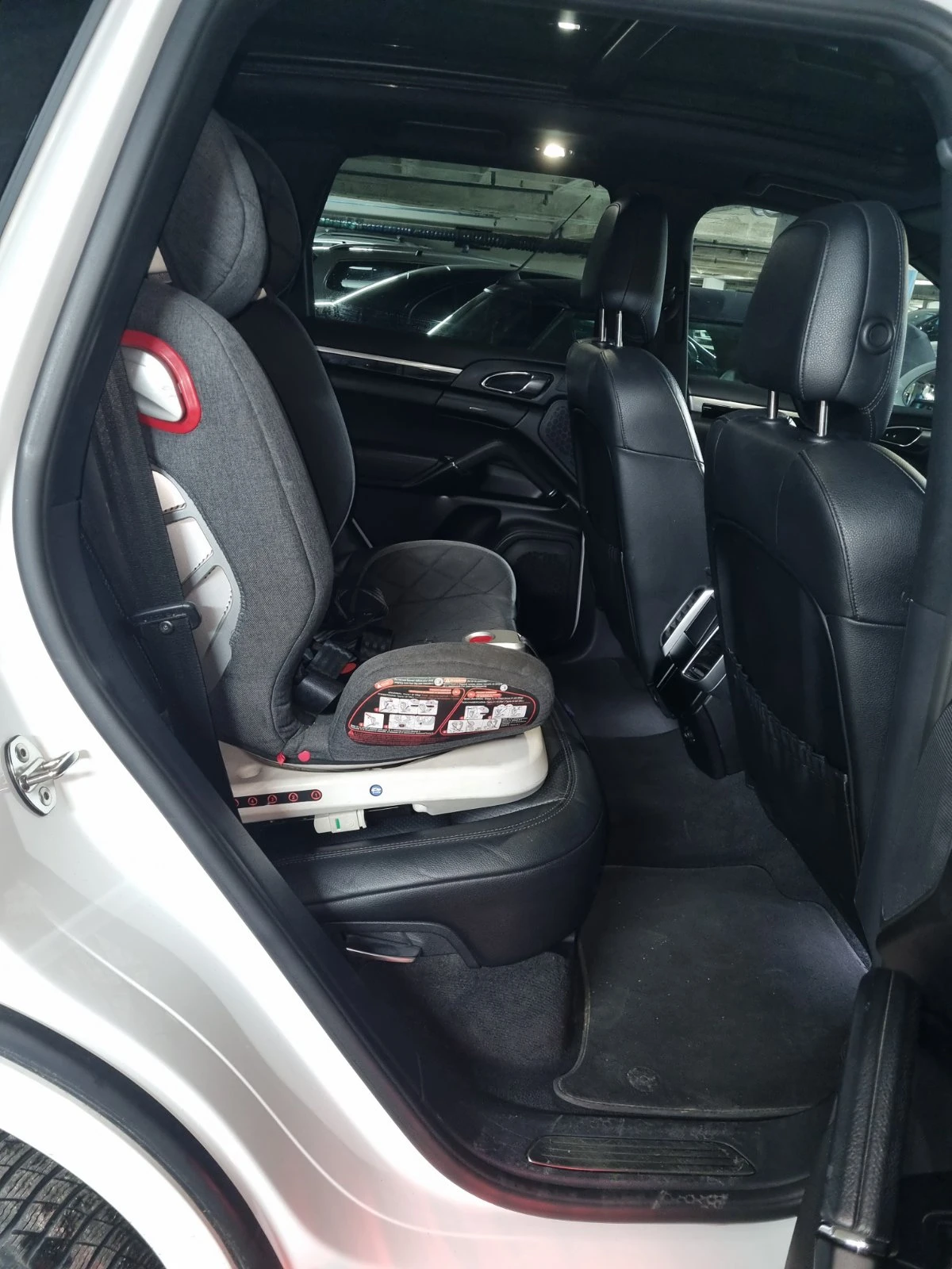 Porsche Cayenne, снимка 7 - Автомобили и джипове - 54028524