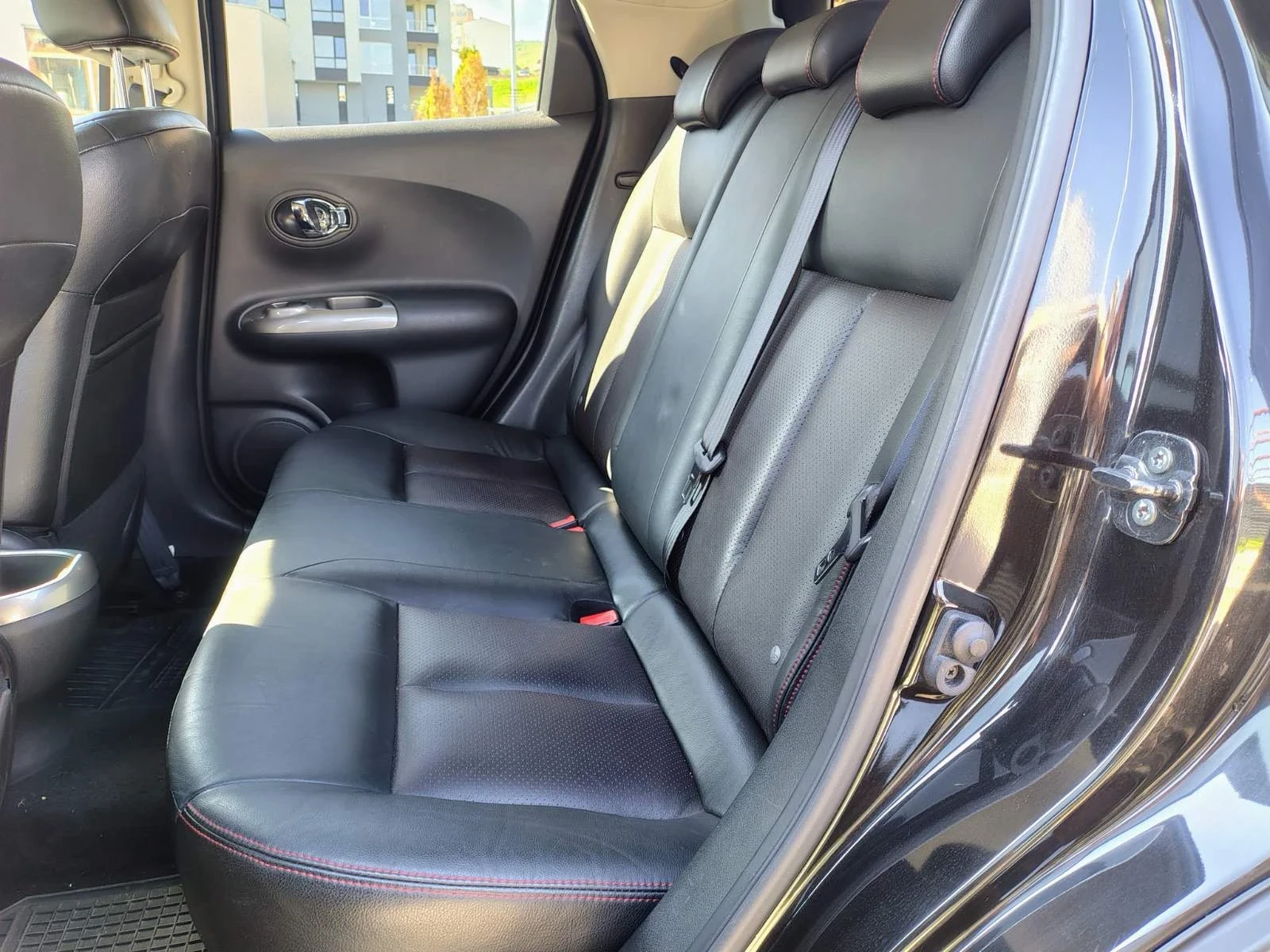 Nissan Juke 190 коня бензин Нов Внос от Швейцария Фул екстри!, снимка 6 - Автомобили и джипове - 54482403