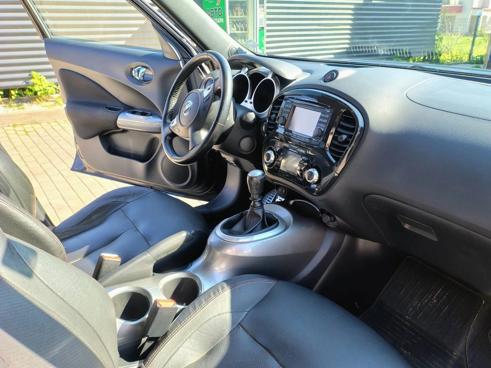 Nissan Juke 190 коня бензин Нов Внос от Швейцария Фул екстри!, снимка 14 - Автомобили и джипове - 54482403