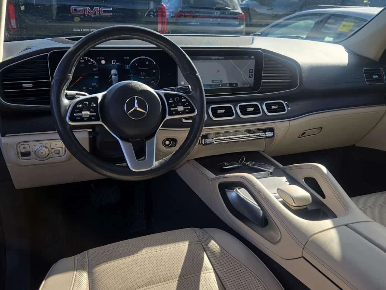 Mercedes-Benz GLC 350 AMG Line * Без инциденти * CARFAX * , снимка 5 - Автомобили и джипове - 54909047