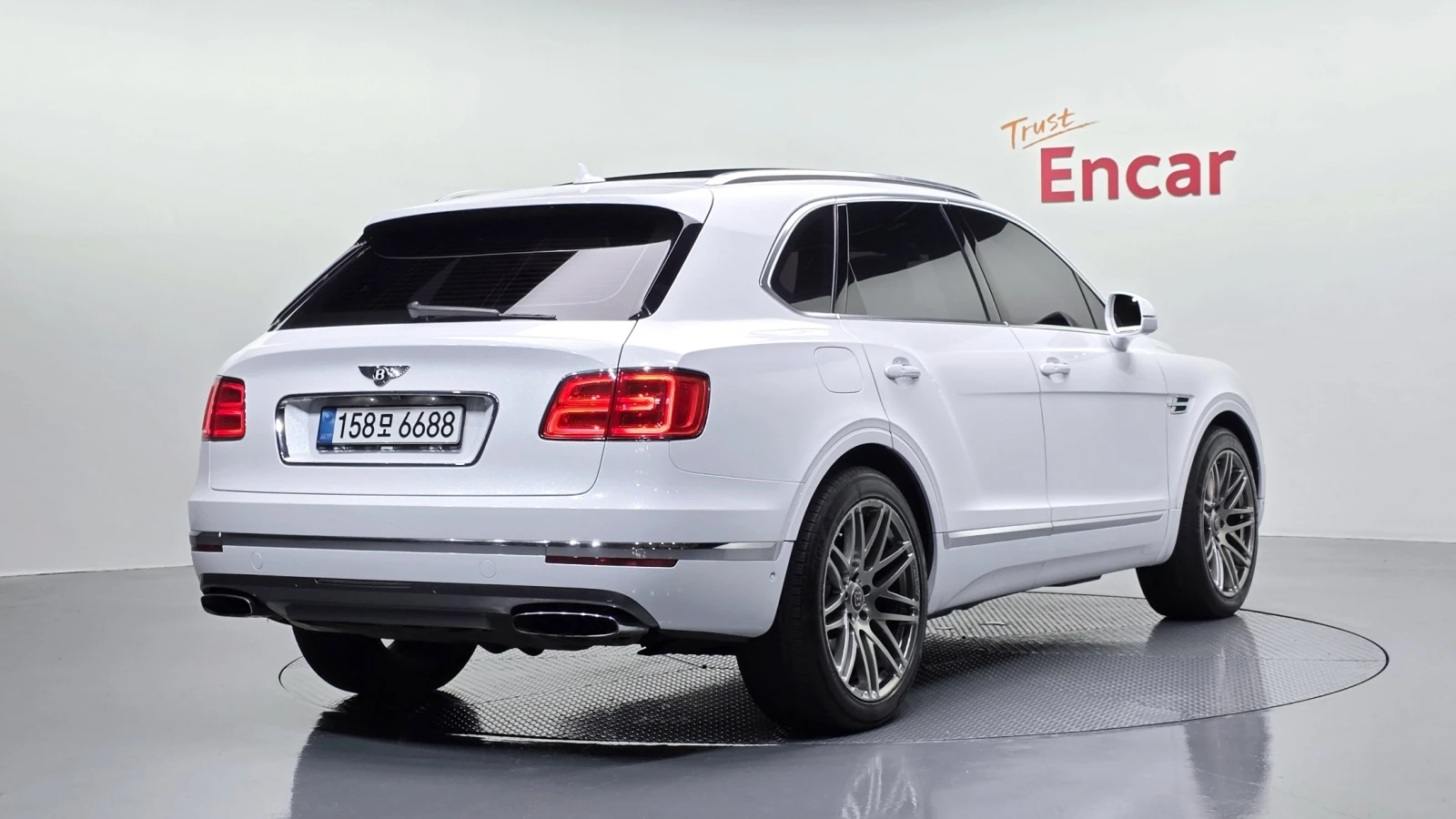 Bentley Bentayga * FULLY LOADED*  | Mobile.bg � ����������� 4
