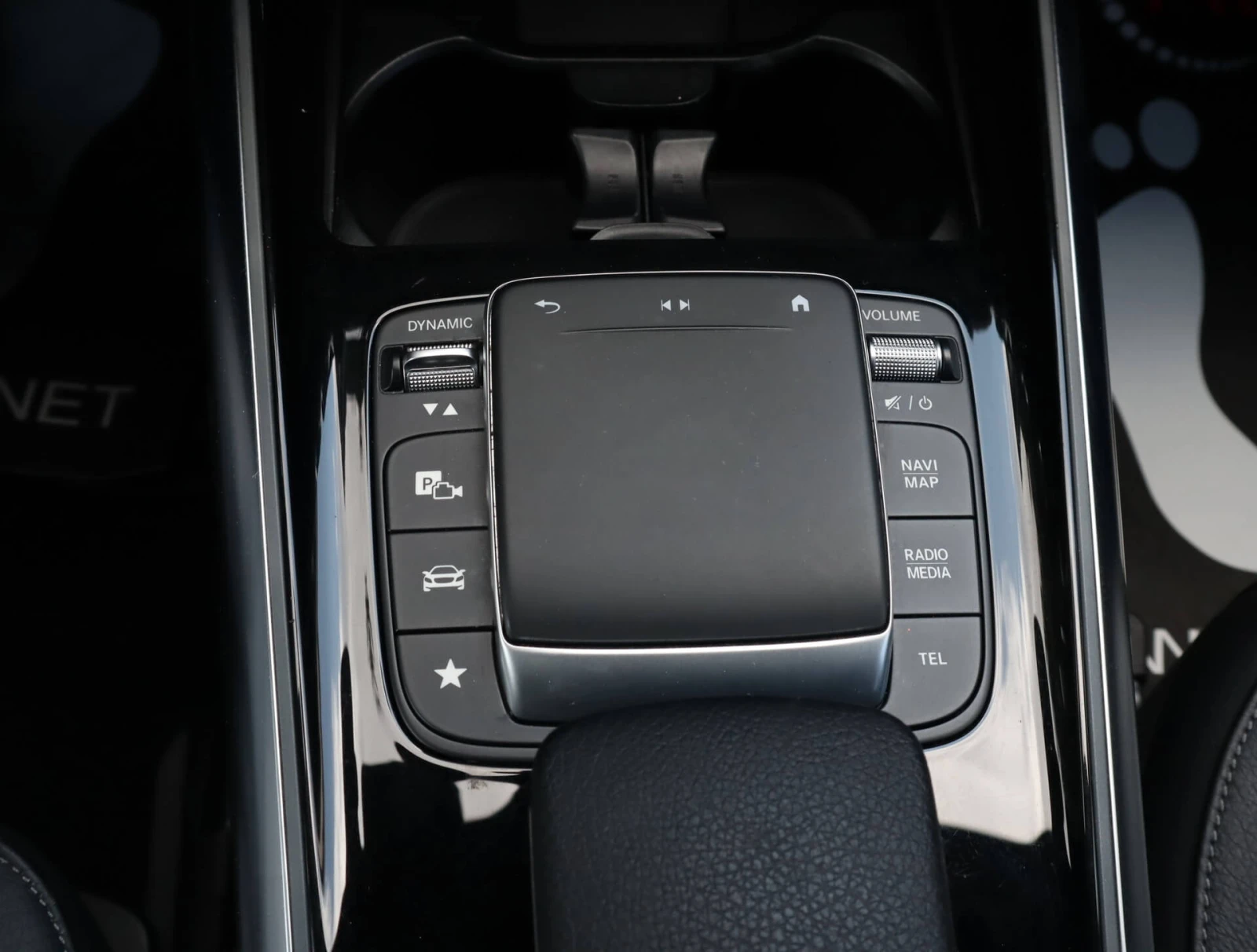 Mercedes-Benz EQA 250/Advanced Plus/MBUX/Обдухване/Камера/Blind Assi, снимка 11 - Автомобили и джипове - 55407578