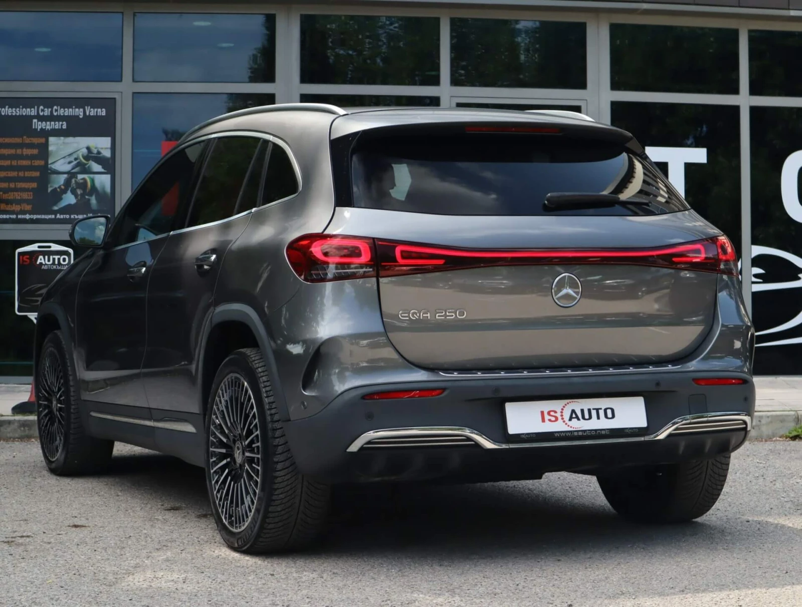 Mercedes-Benz EQA 250/Advanced Plus/MBUX/Обдухване/Камера/Blind Assi, снимка 4 - Автомобили и джипове - 55407578