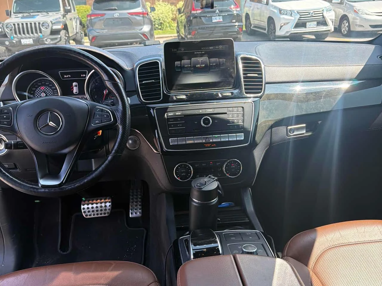 Mercedes-Benz GLE 43 AMG КУПЕ/CARFAX/ПАНОРАМА/ПОДГРЕВ/360/ОБДУХ/, снимка 9 - Автомобили и джипове - 55410409