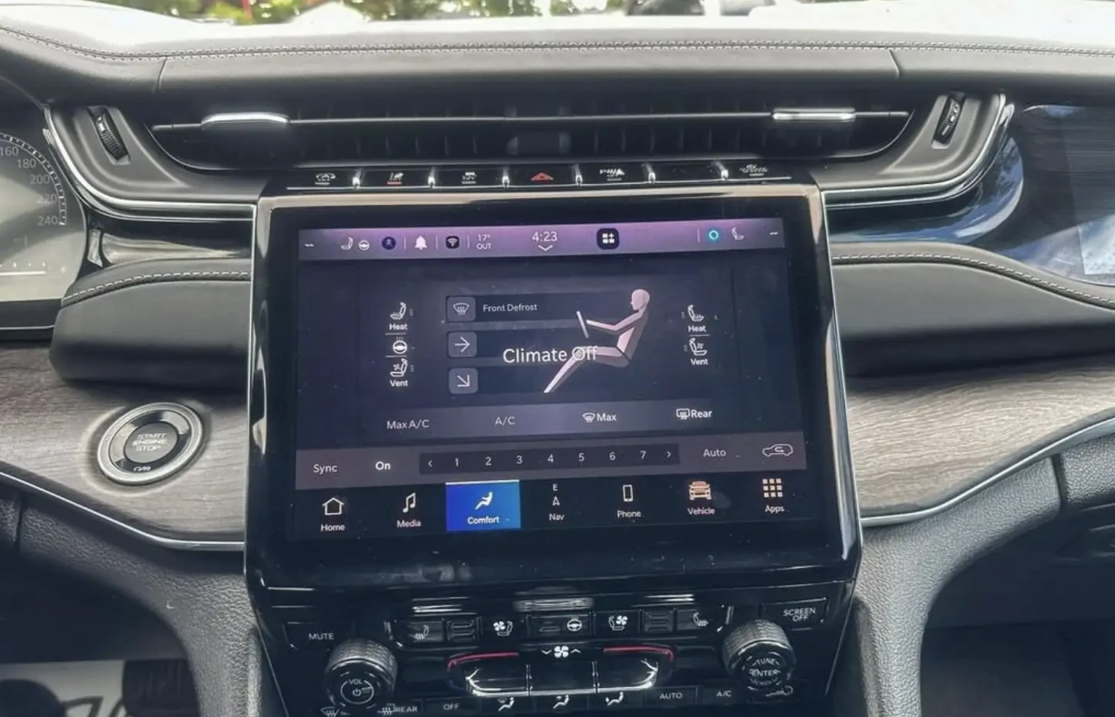 Jeep Grand cherokee 2023 Jeep Grand Cherokee Overland, снимка 8 - Автомобили и джипове - 55472484