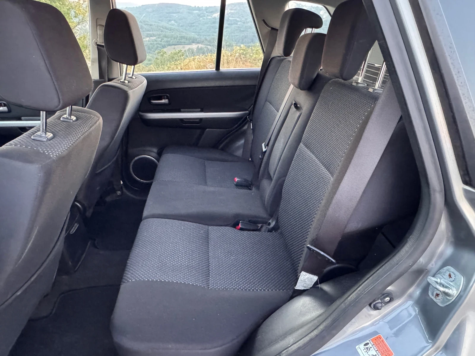 Suzuki Grand vitara  Нов внос от Нидерландия, снимка 8 - Автомобили и джипове - 55749670
