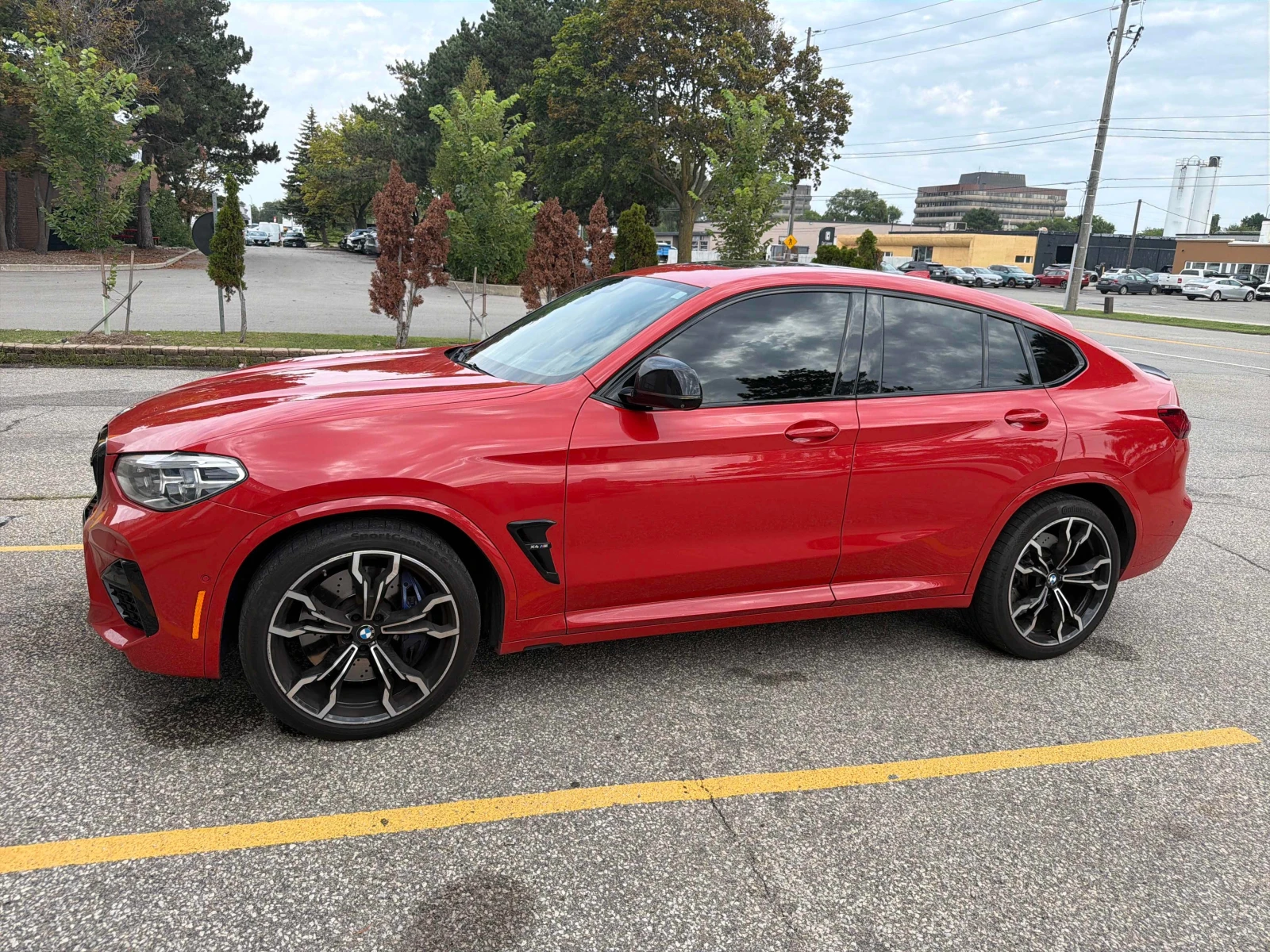 BMW X4 * ПЕРФЕКТНО СЕРВИЗИРАНА * БЕЗ ИНЦИДЕНТИ * , снимка 2 - Автомобили и джипове - 55931523