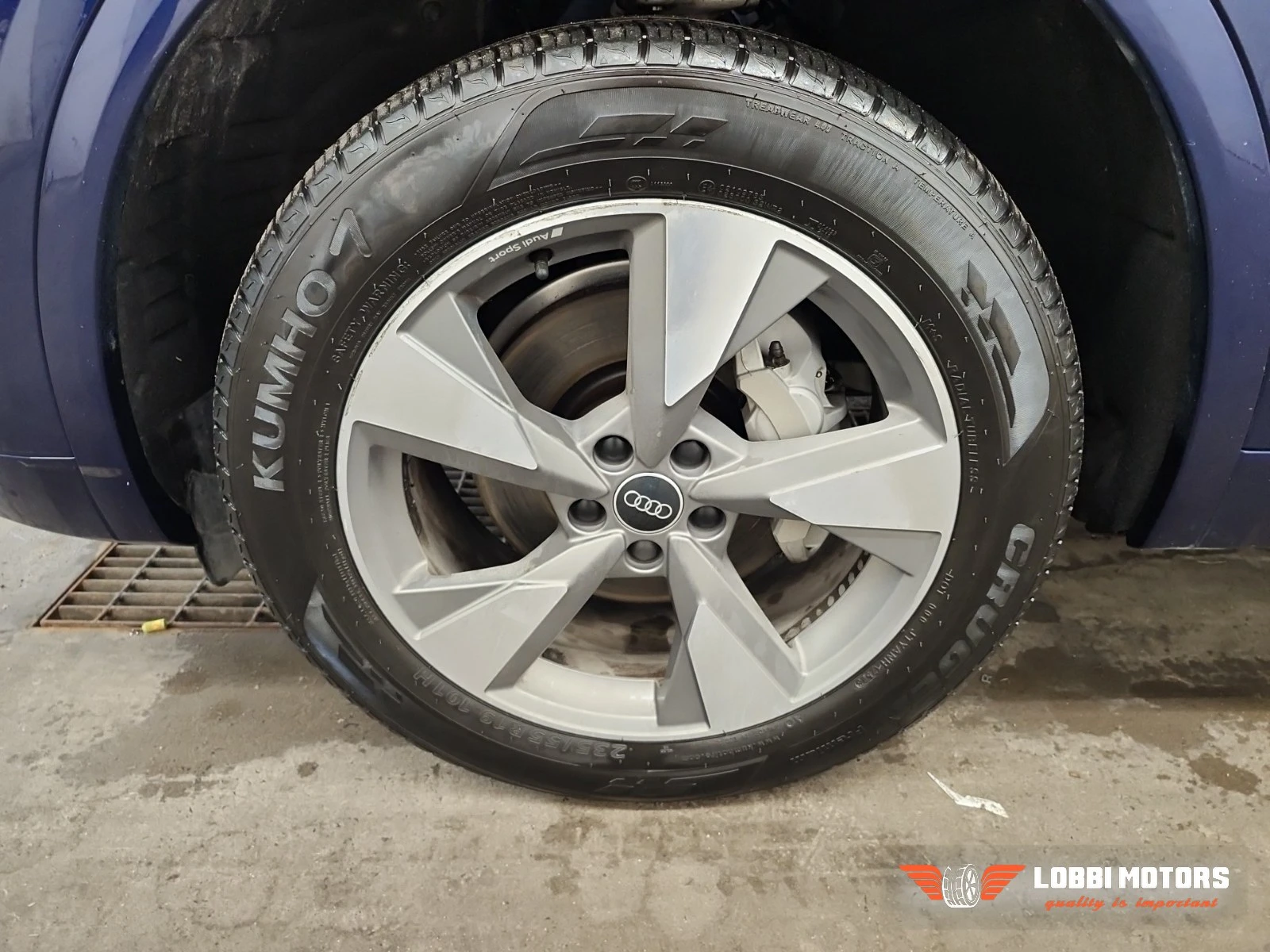 Audi Q5, снимка 6 - Автомобили и джипове - 56069606