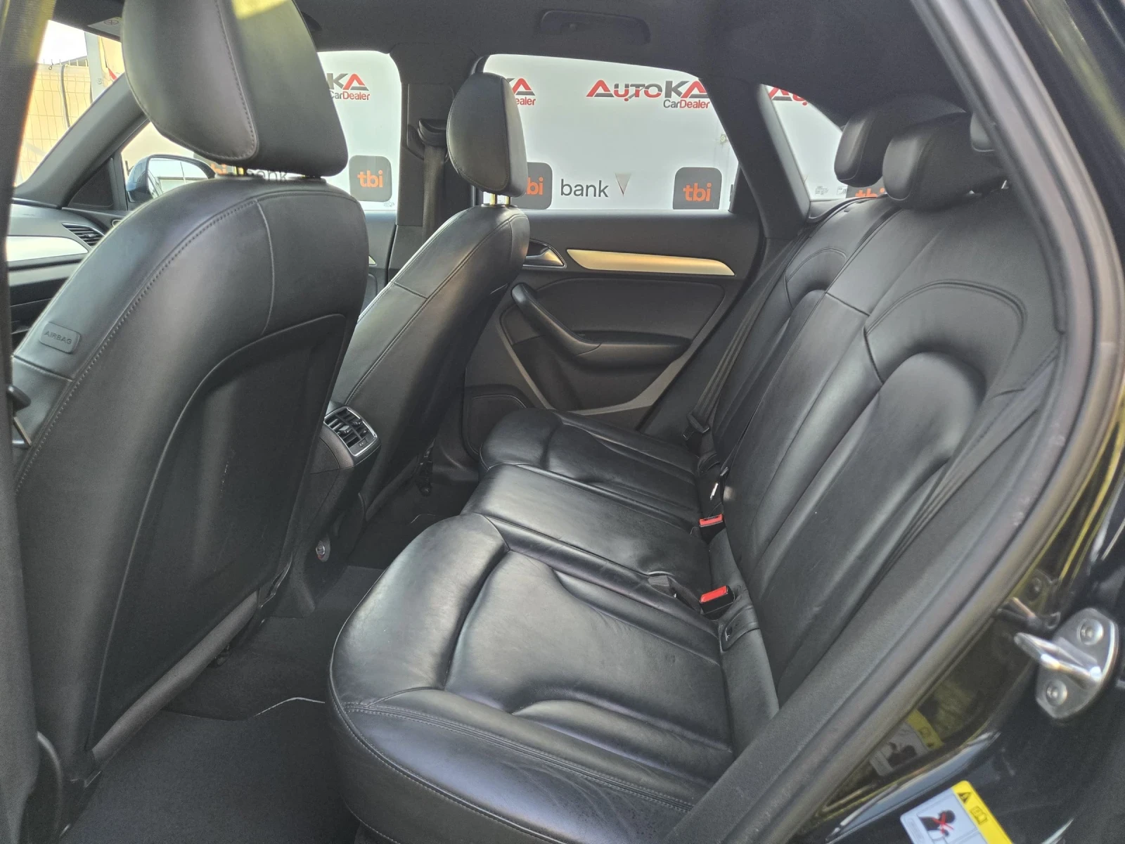 Audi Q3 2.0TFSI-170кс= ГАЗ= АВТОМАТ= 4Х4= ПАНО= ПОДГРЕВ, снимка 9 - Автомобили и джипове - 56155114