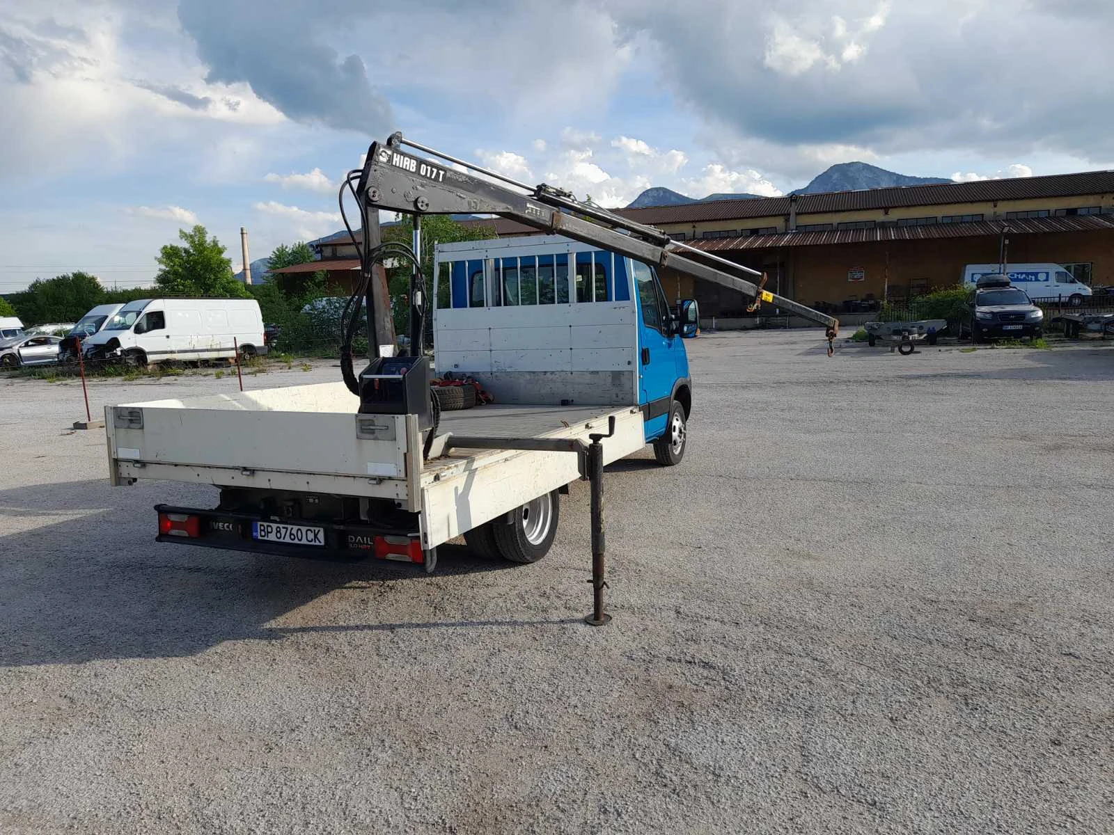 Iveco 35c18 3, 0 D КРАН 180 к.с - изображение 3