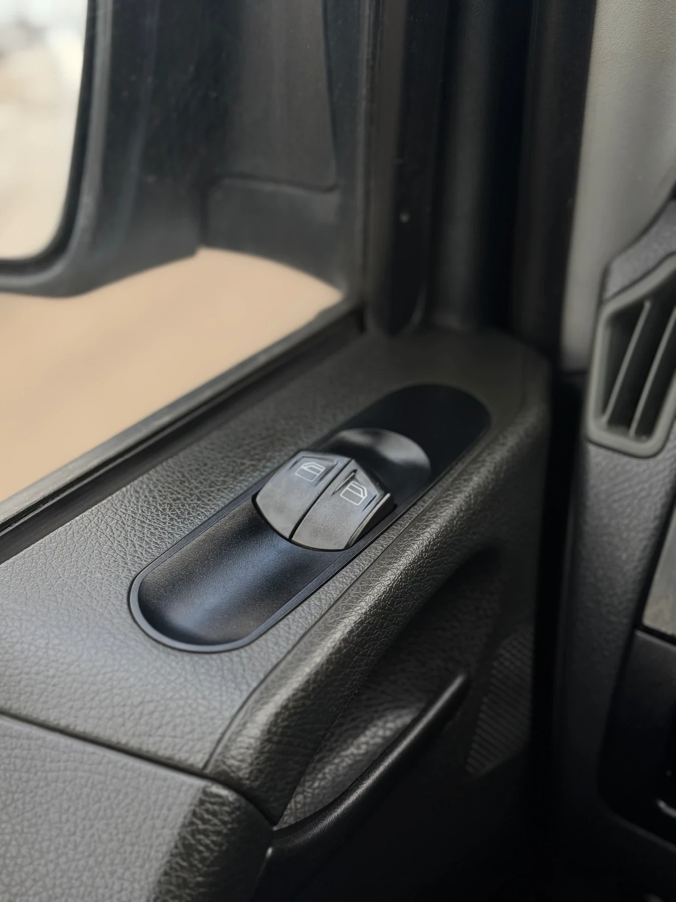 Mercedes-Benz Vito 2.2CDI LONG - изображение 10