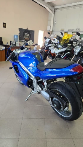 Triumph Daytona 955 i 9000 км ! Лизинг !, снимка 6