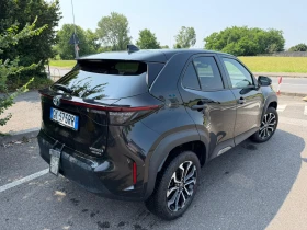 Toyota Yaris Cross 1.5 HYBRID/AWD-i/LOUNGE, КАТО НОВА!, снимка 3