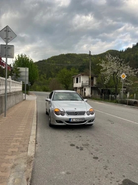 Mercedes-Benz C 220, снимка 1