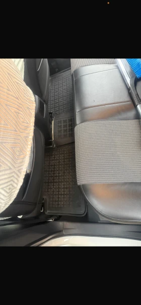 Toyota Auris - 13300 € / 26012.54 лв. - 58746596 6