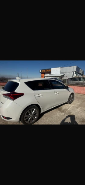 Toyota Auris - 13300 € / 26012.54 лв. - 58746596 11