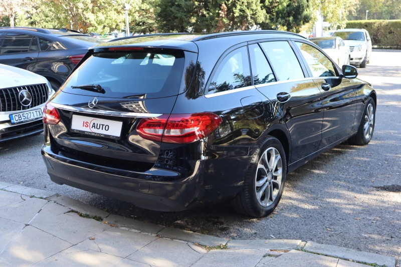 Mercedes-Benz C 200 Подгрев/Панорама/Теглич/Навигация, снимка 6 - Автомобили и джипове - 48080536