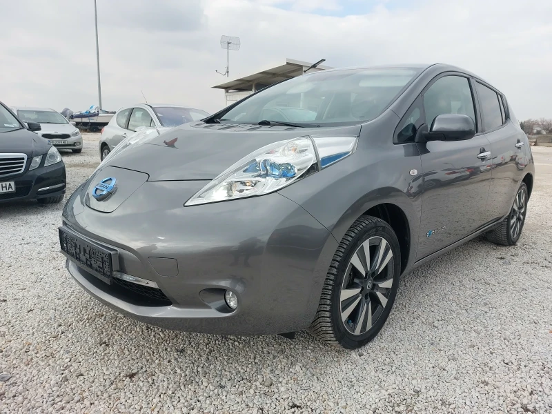 Nissan Leaf  30 KW, Navi, Camera, Top, Servizni Dokumenti, снимка 5 - Автомобили и джипове - 49222198