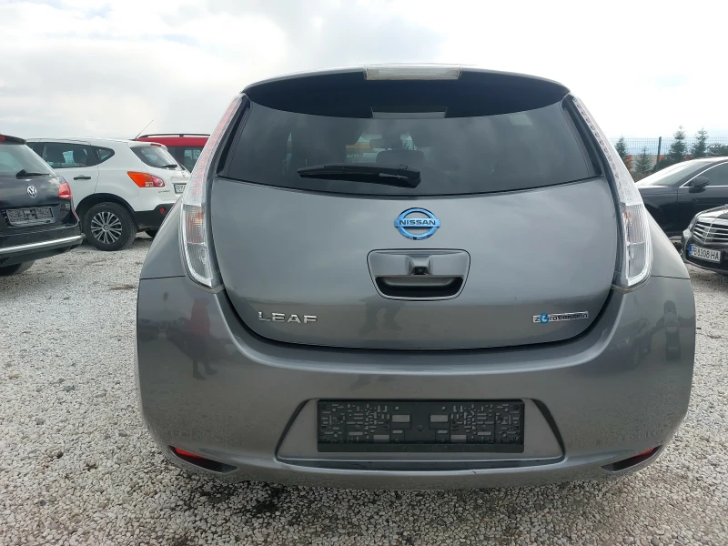 Nissan Leaf  30 KW, Navi, Camera, Top, Servizni Dokumenti, снимка 2 - Автомобили и джипове - 49222198