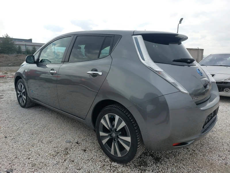 Nissan Leaf  30 KW, Navi, Camera, Top, Servizni Dokumenti, снимка 3 - Автомобили и джипове - 49222198