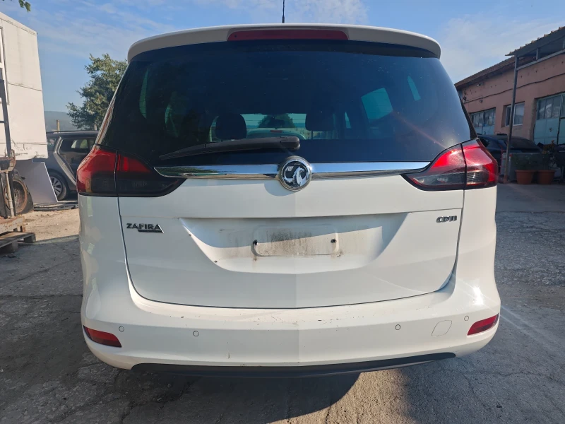 Opel Zafira 7 места, снимка 6 - Автомобили и джипове - 51025040