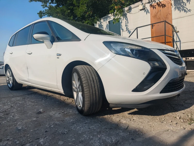 Opel Zafira 7 места, снимка 5 - Автомобили и джипове - 51025040