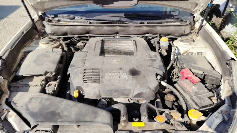 Subaru Outback Boxer Diesel, снимка 5 - Автомобили и джипове - 52335337