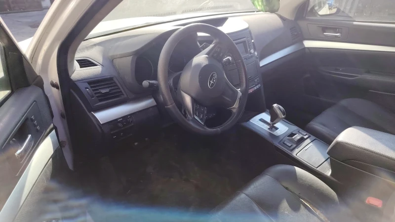 Subaru Outback Boxer Diesel, снимка 4 - Автомобили и джипове - 52335337
