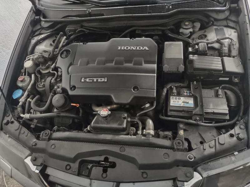 Honda Accord, снимка 10 - Автомобили и джипове - 52392349