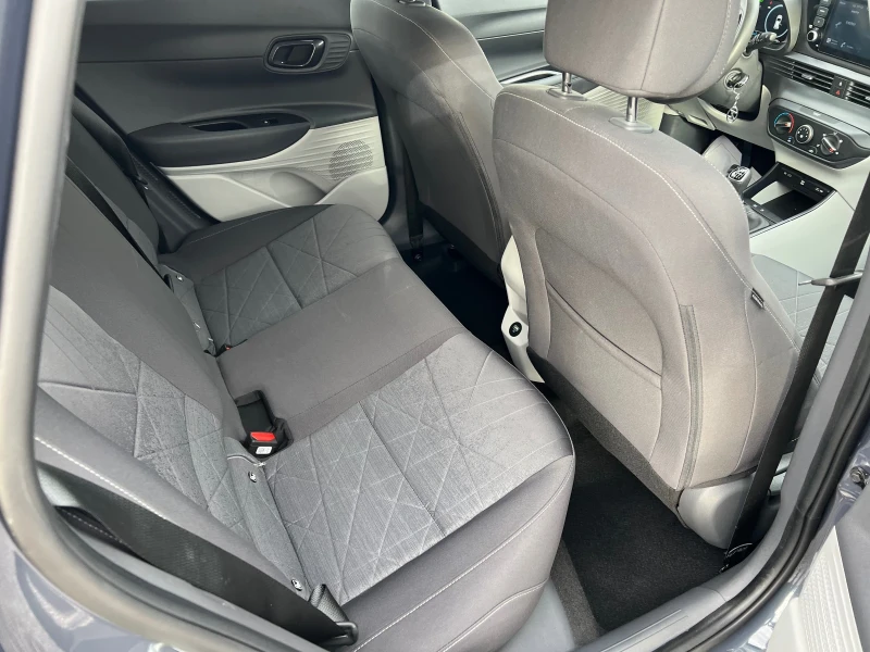 Hyundai Bayon 1.0Hibryd, снимка 10 - Автомобили и джипове - 52869701