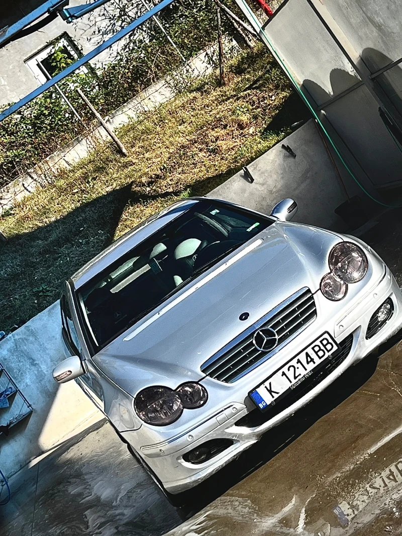 Mercedes-Benz C 220, снимка 11 - Автомобили и джипове - 52954688