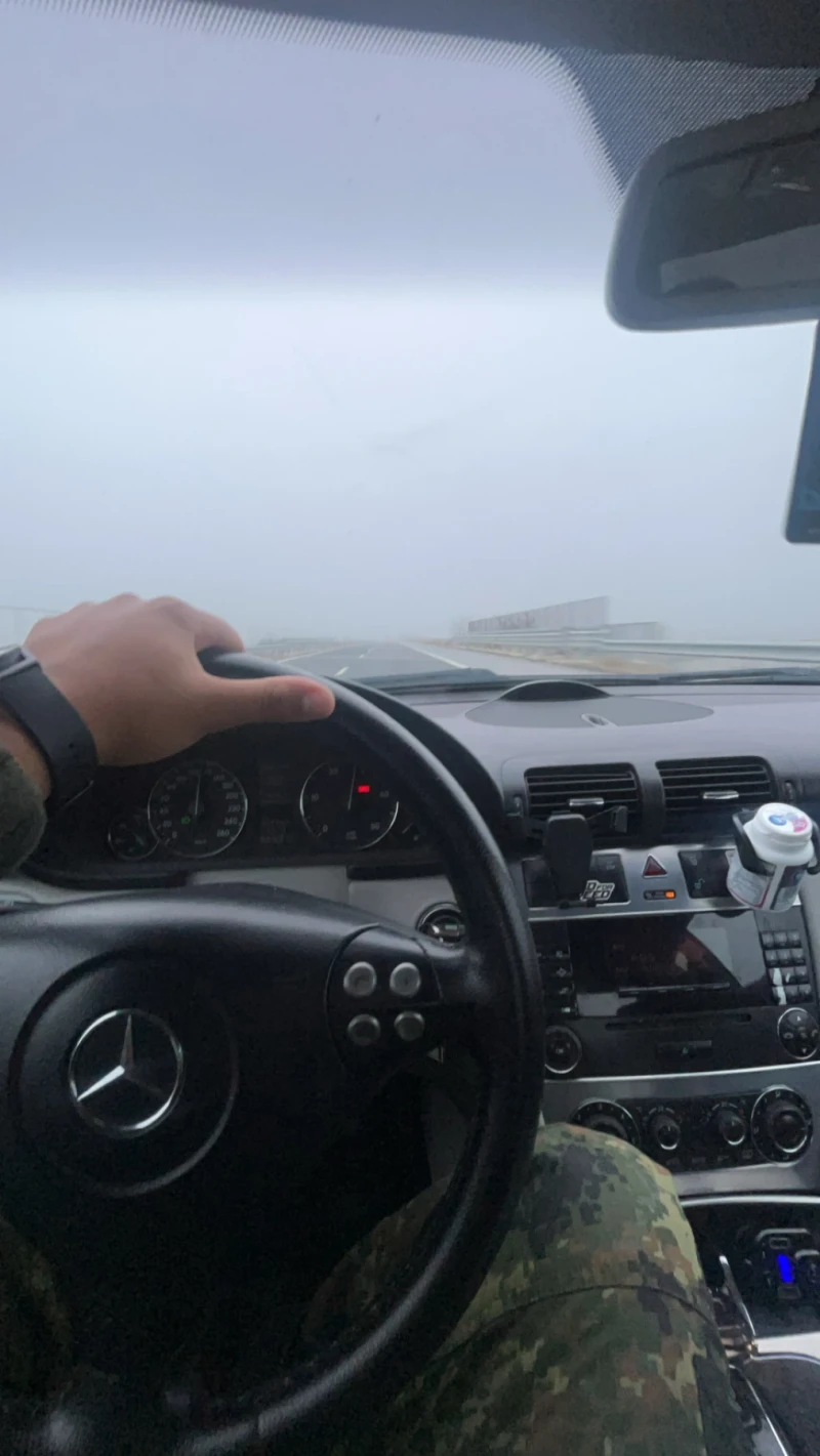 Mercedes-Benz C 220, снимка 10 - Автомобили и джипове - 52954688