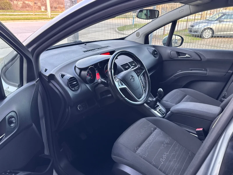 Opel Meriva 1.4Turbo * GPL-Tech* Перфектен* , снимка 11 - Автомобили и джипове - 53045785