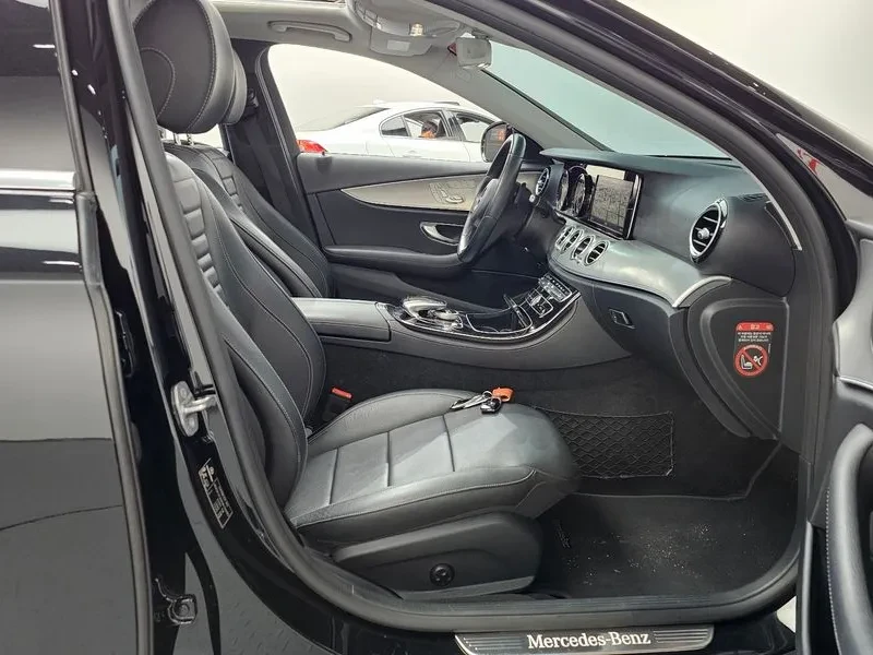 Mercedes-Benz E 200 Avantgarde, снимка 11 - Автомобили и джипове - 55914579