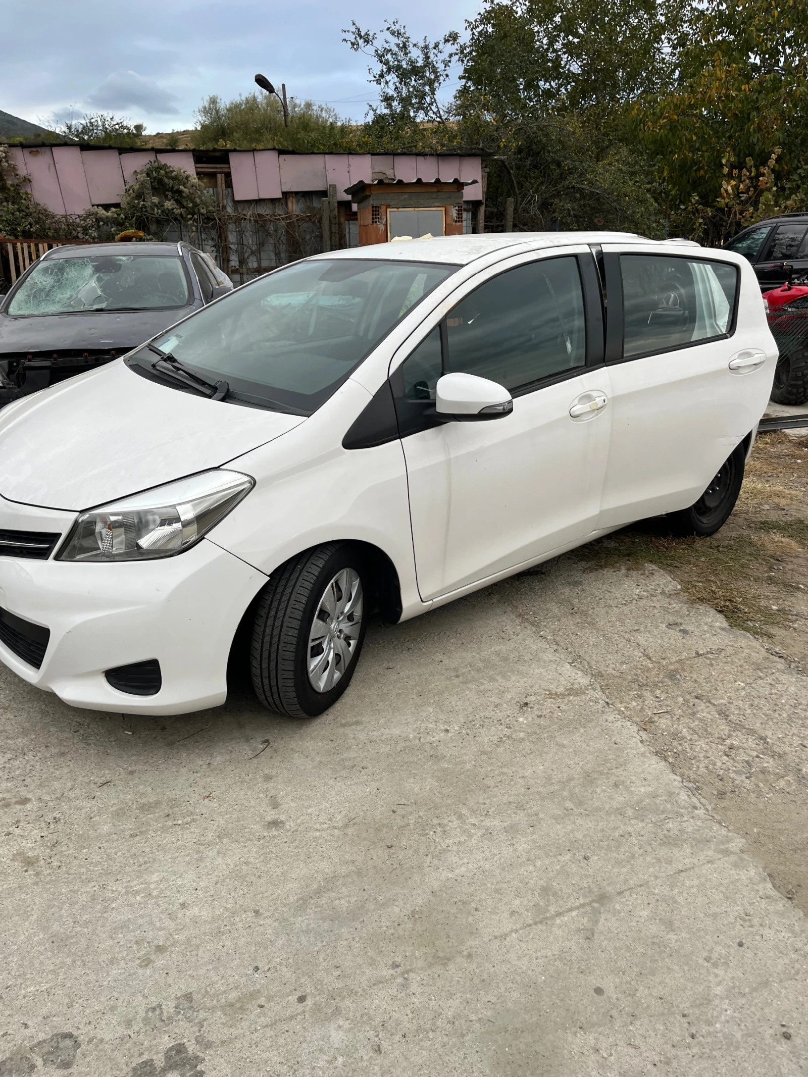 Toyota Yaris Тип-1NZ-FXE - изображение 2