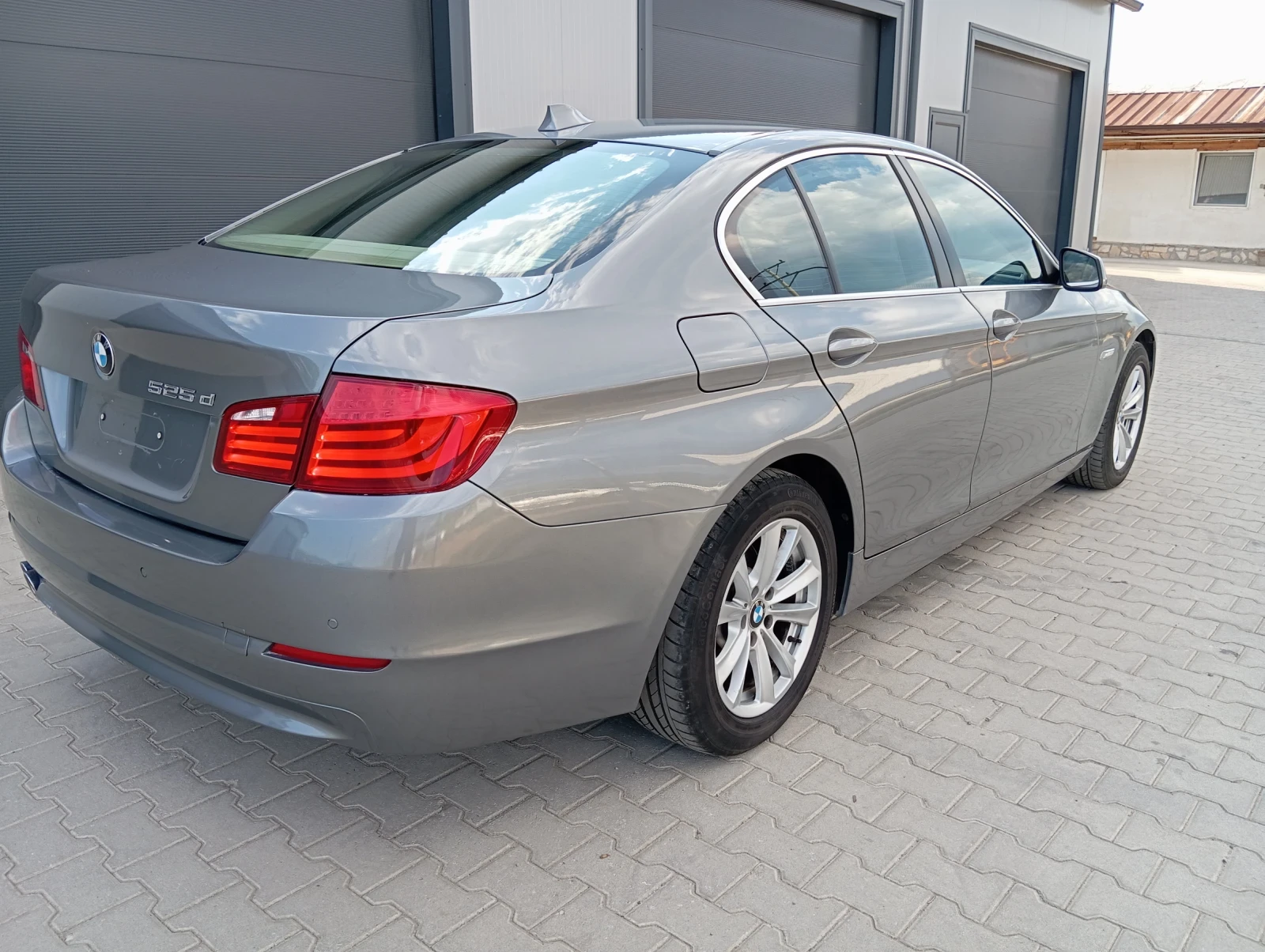 BMW 525  3.0d ЛИЗИНГ  - изображение 6