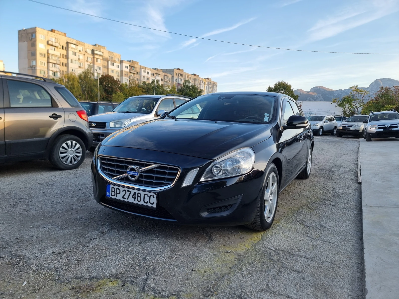 Volvo V60 2.0TDI - изображение 2