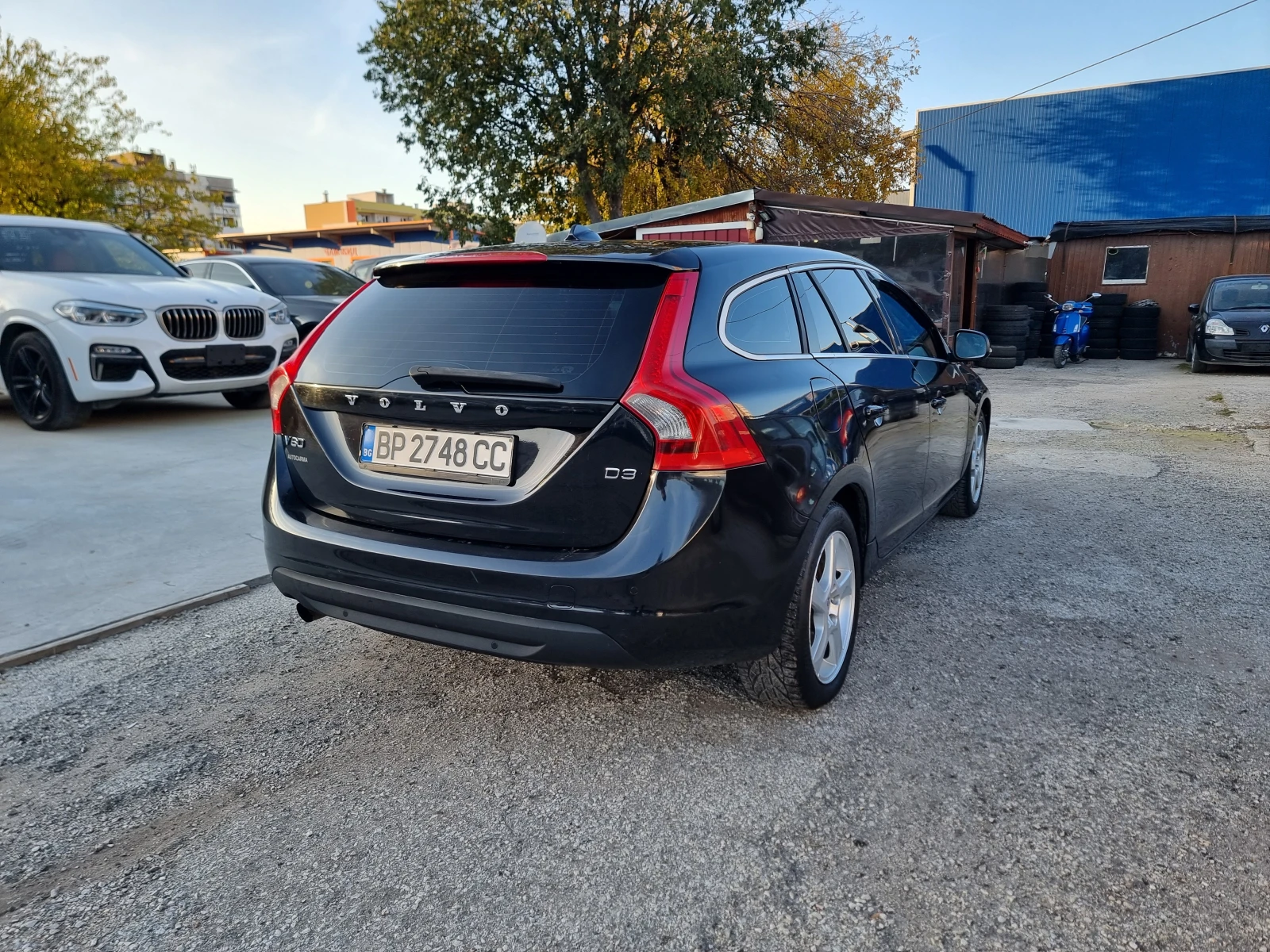 Volvo V60 2.0TDI - изображение 6