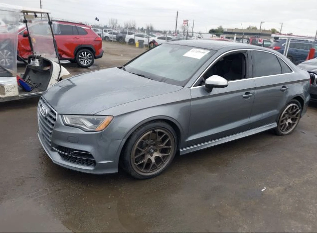 Audi S3 B&O* DISTRONIC* ПОДГРЕВ* KEYLESS* ПАНОРАМА - изображение 3
