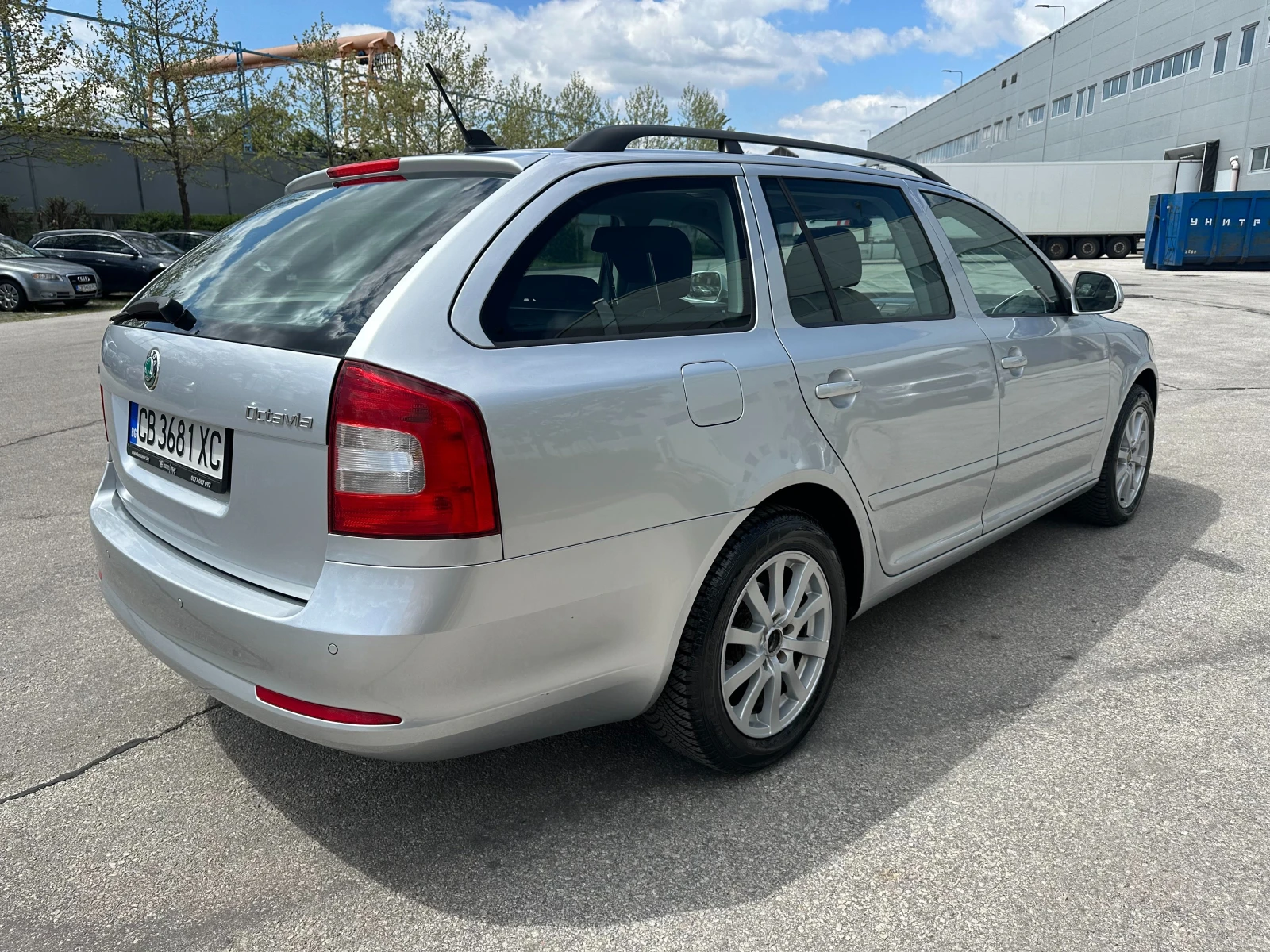 Skoda Octavia 1.6d 105 к.с. - изображение 4